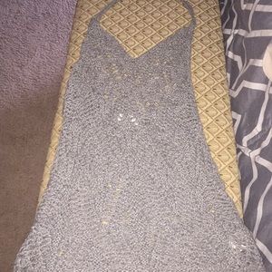 ABERCROMBIE &FITCH grey crochet top.